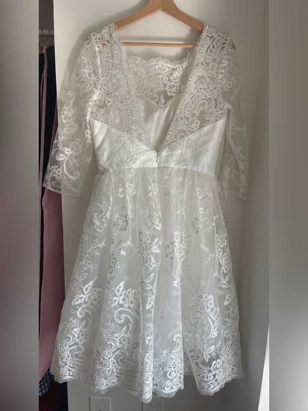 Bridal Sweetheart Neckline Woven Floral Embroidery Tea-Length Wedding Midi Dress - Picture 10 of 16